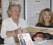 Alain Delon et Nicole Calfan dédicacent le livre de cette dernière,  Lettre entr'ouverte à Alain Delon , le mardi 30 octobre 2012 au Drugstore Publicis à Paris.