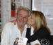 Alain Delon et Nicole Calfan dédicacent le livre de cette dernière,  Lettre entr'ouverte à Alain Delon , le mardi 30 octobre 2012 au Drugstore Publicis à Paris.