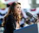 Eva Longoria, militante, oeuvre pour la réélection de Barack Obama lors d'un meeting. Nevada, le 1er novembre 2012