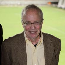 Thierry Roland lors de la remise du prix du Sportif de l'annee 2012 des auditeurs de radio-France au Parc des Princes le 10 janvier 2012 à Paris