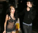 Pete Doherty, amoureux d'Amy Winehouse, avoue : ''Nous étions amants''