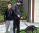 Mila Kunis ose la sortie sans maquillage au bras de son amoureux Ashton Kutcher près du domicile de l'acteur à Los Angeles. Le 12 décembre 2012. 
 Photo exclusive 