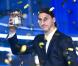 Zlatan Ibrahimovic, tout heureux d'avoir une nouvelle fois glané le ballon d'or Suédois, le 12 novembre 2012 à Stockholm. Le sixième de sa carrière