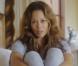 Brooke Burke, remise de son cancer, se met à nu et dévoile sa cicatrice