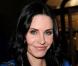Courteney Cox dans Cougar Town : ''Pas une scène où je ne montre pas mes seins''