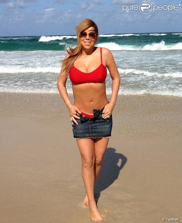 Mariah Carey pose en bikini sur une plage d'Austrlie. Janvier 2013.