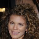 AnnaLynne McCord méconnaissable devant Xéna, la guerrière séduisante
