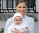  La princesse Victoria de Suède avec la princesse Estelle le 14 juillet 2012, jour de ses 35 ans, à Solliden. 