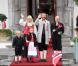  La princesse Mette-Marit et le prince Haakon de Norvège avec leurs enfants Sverre Magnus, Ingrid Isabella et Marius, lors de la Fête nationale le 17 mai 2012. 
