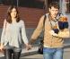 Iker Casillas après son opération du pouce et sa belle Sara Carbonero dans les rues de Madrid le 27 janvier 2013