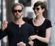 Anne Hathaway et son mari Adam Shulman sortent d'un cabinet médical a Beverly Hills, le 1er février 2013