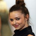 Miranda Kerr : Mariée coquine en lingerie à l'approche de la Saint-Valentin