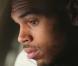 Rihanna brille à Londres, Chris Brown se livre en toute intimité dans son clip