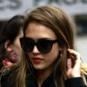 Jessica Alba à Paris : Après la tour Eiffel, le shopping avec sa fille Honor