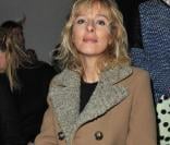 Karin Viard au défilé de mode Paul &amp; Joe, prêt-à-porter automne-hiver 2013-2014 au Palais de Tokyo à Paris, le 5 mars 2013.