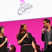 Emmanuel Moire, Karine Ferri et Sandrine Quétier lors de la soirée évènement 2 000 Femmes chantent contre le cancer à l'Olympia le 7 mars 2013