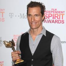 Matthew McConaughey remporte le prix du meilleur dans un second rôle aux Independant Spirit Awards, preuve de sa réussite pendant l'année 2012.
