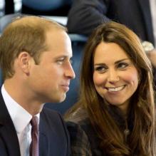 Kate Middleton, enceinte, et le prince William visitaient le 4 avril 2013 à Glasgow l'Emirates Arena qui accueillera les Jeux du Commonwealth 2014.