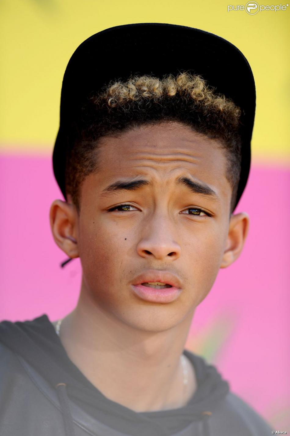 Un souhait, une photo - Page 4 1105291-jaden-smith-arrives-at-nickelodeon-s-950x0-2