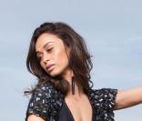 Cara Santana : La bombe fiancée à Jesse Metcalfe dévoile ses jolis atouts