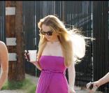 Lindsay Lohan se bat avec le vent
