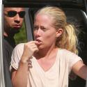 Kendra Wilkinson : Première sortie en famille depuis son accident de voiture