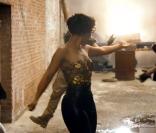Alicia Keys : En bustier doré pour son New Day, la Girl on Fire fait sa Beyoncé