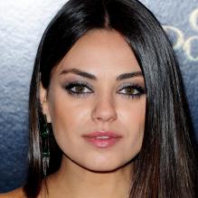 Mila Kunis, héroïne du film Le Monde Fantastique d'Oz, est la femme la plus sexy de 2013 selon un classement réalisé par le magazine masculin FHM.