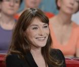 Carla Bruni : Avec Nolwenn Leroy, Obispo et Bruel pour sa première scène
