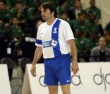  Christophe Dominici lors d'un match pour l'Académie Bernard Diomède au palais des Sports Robert-Charpentier à Issy-les-Moulineaux le 13 mai 2013 avec les membres de l'équipe de France 98 