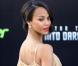 Zoe Saldana : Entre topless et tapis rouge, la sexy célibataire veut être sage