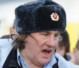 Gérard Depardieu : Le citoyen russe devient gangster et amant d'Elizabeth Hurley