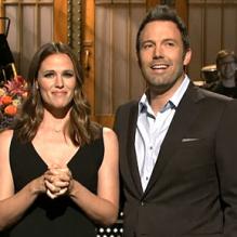 Ben Affleck et son épouse Jennifer Garner lors du show télévisé "Saturday Night Live", le 18 mai 2013 sur NBC.