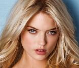 Martha Hunt : Une bombe en lingerie aux allures de fille sage