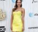 Jessica Alba : Sexy et colorée pour une soirée masculine
