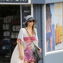 <strong><strong>À l</strong>'image de Jessica Alba les stars adoptent la tendance franges</strong>