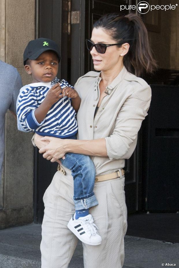 Sandra Bullock : En promo pour The Heat, elle fait decouvrir l'Europe a Louis...