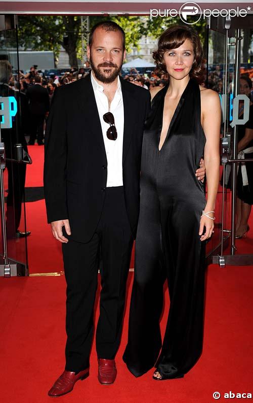 Maggie Gyllenhaal et son compagnon Peter Sarsgaard à la première de Batman, à Londres, le 21/07/08
