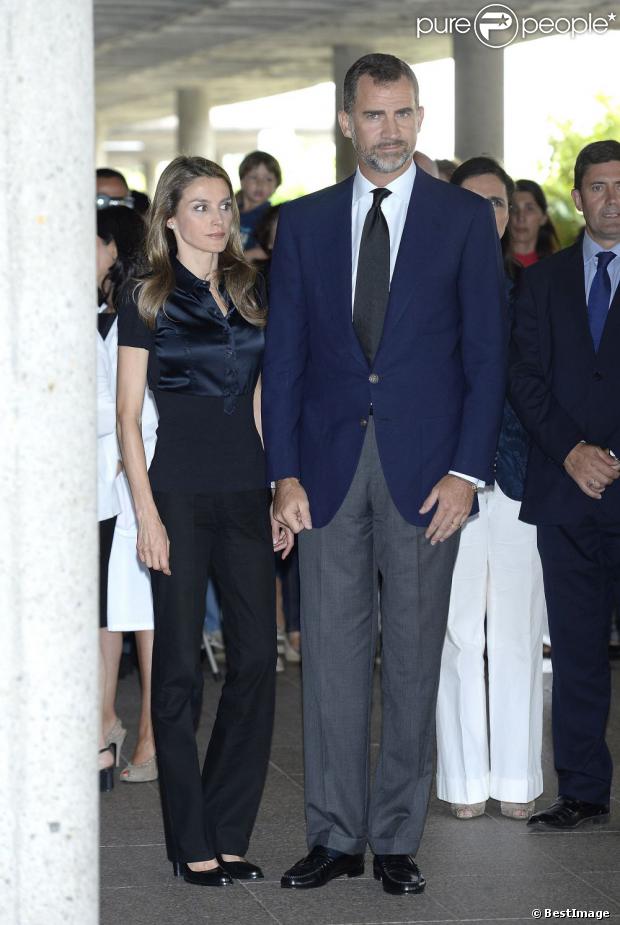 AGENDA DE LOS PRINCIPES DE ASTURIAS - Página 81 1194157-la-princesse-letizia-et-le-prince-620x0-2