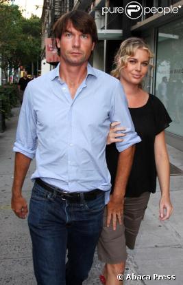 Rebecca Romijn et son mari Jerry O'Connel à New York
