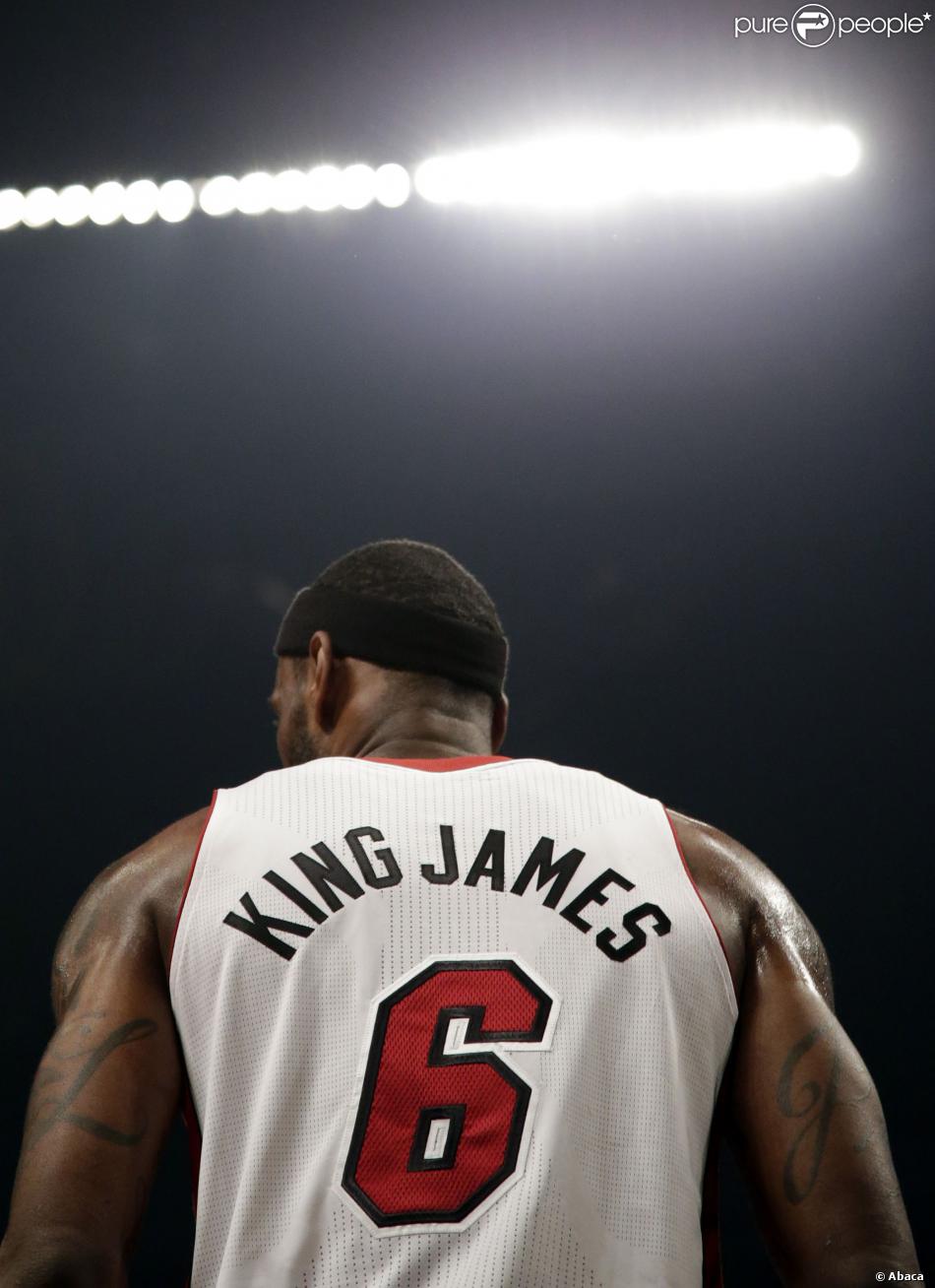 LeBron James au Barclays Center de New York lors du match face aux Nets de Brooklyn le 10 janvier 2014