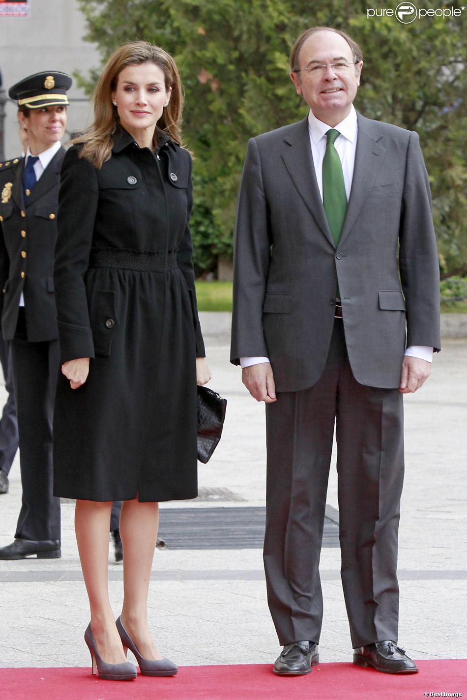 AGENDA PERSONAL DE LA PRINCESA LETIZIA - Página 43 1398600-la-princesse-letizia-d-espagne-950x0-1