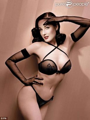 Dita von Teese pour Wonderbra