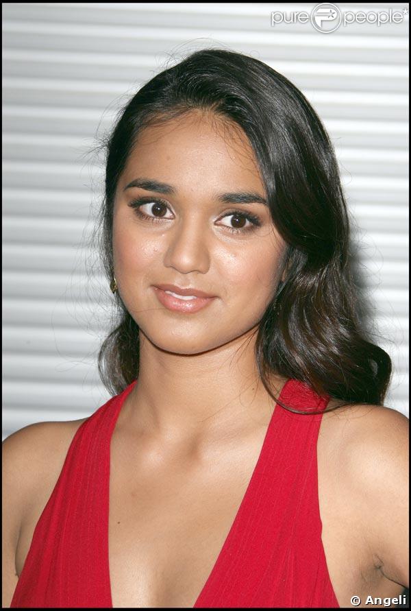 Summer Bishil - Picture Colection