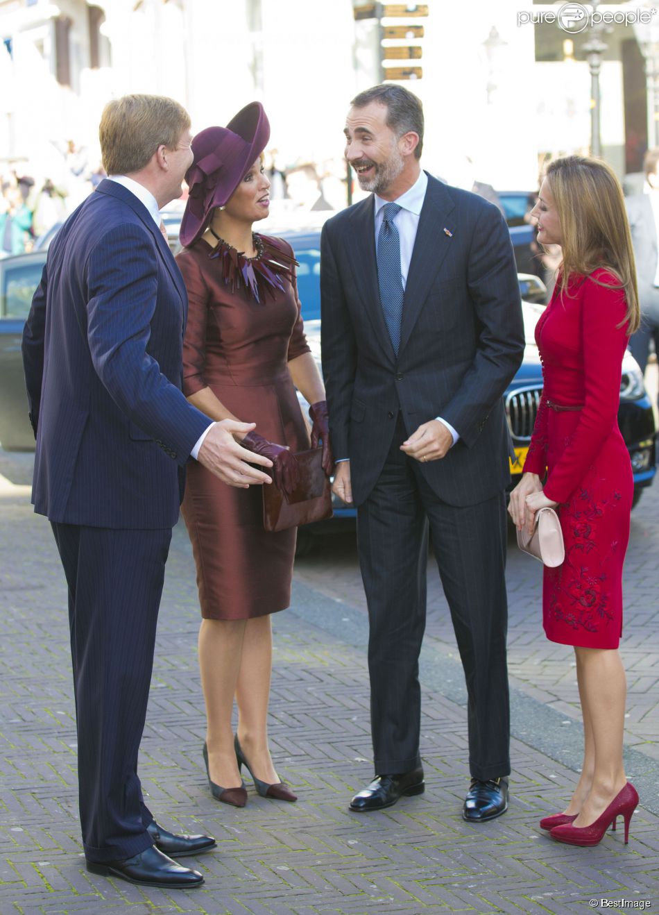 AGENDA DE SM. REYES FELIPE y LETIZIA - Página 72 1619050-le-roi-felipe-vi-et-la-reine-letizia-950x0-2