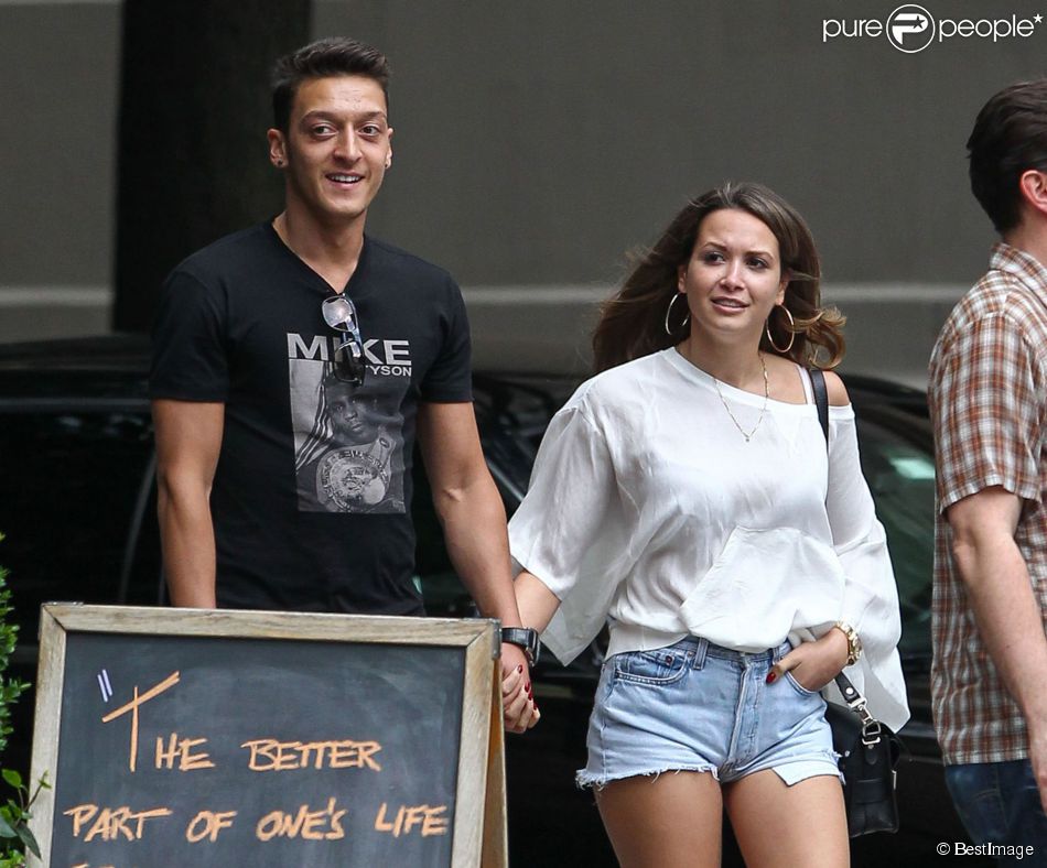 Mandy Capristo couple