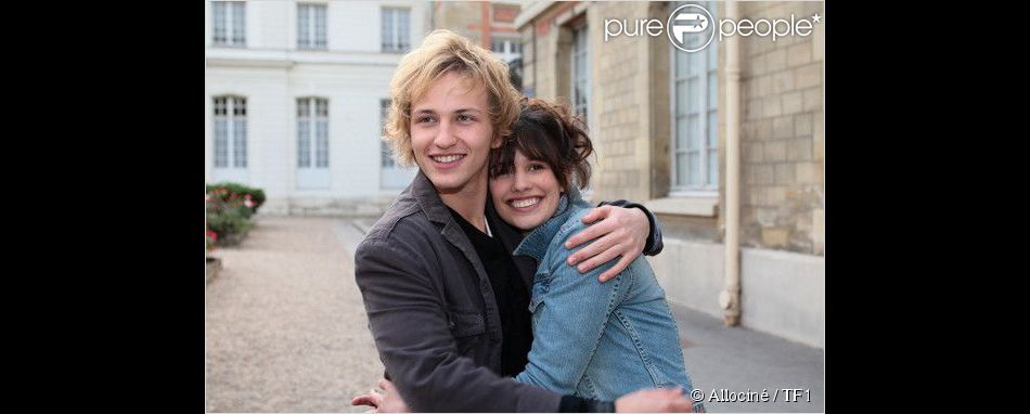 quel acteur incarne le personnage de julien dans clem