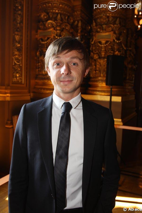 Martin Solveig décoré des insignes de chevalier des Arts et des lettres