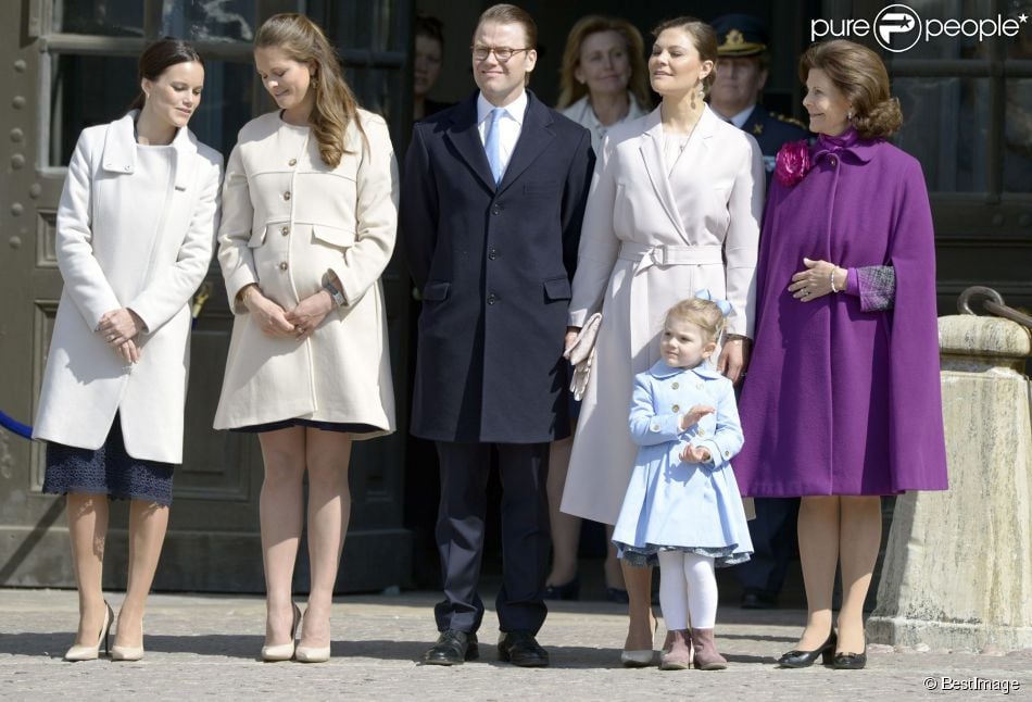 CASA REAL DE SUECIA - Página 39 1805276-celebrations-traditionnelles-du-69e-950x0-2