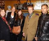 Alexia Laroche-Joubert et son mari Guillaume Multrier, le papa de sa petite fille qui ne devrait plus tarder à pointer son bout de nez, Paul et Luana Belmondo et Mathilde Seigner